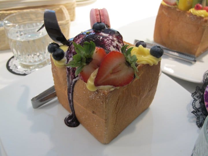 45171_138275409547109_5860158_n