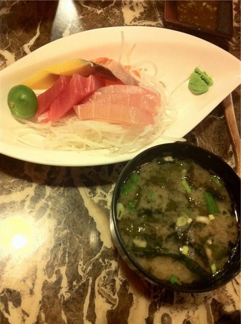 百八漁場 南京店 -新鮮澎派魚生好划算! - 第4張圖 綜合生魚片 - 松山區的百八魚場)