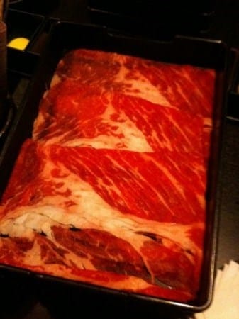 三燔壽喜燒-美麗華 美味肉質.白精靈菇高級食材吃到飽享宴 - 第4張圖 美國頂級梅花牛 - 中山區的三燔美麗華)