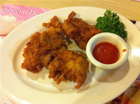 樂雅樂家庭餐廳 Royal Host–想念的好味道 - 第9張圖 炸雞肉 - 內湖區的樂雅樂家庭餐廳)