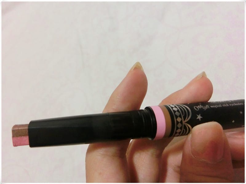 Solone Color Party 玩色派對-一筆完妝魔術眼影筆+一筆有型魔術眉筆眼影及眉筆示範教學 - 第20張圖 Solone Color Party 玩色派對-一筆完妝魔術眼影筆+一筆有型魔術眉筆眼影及眉筆示範教學