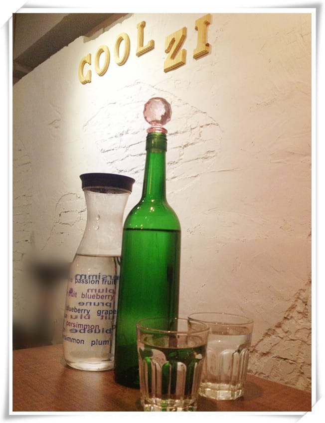 [國父紀念館站.寵物餐廳]Cool Zi 胖東西廚房~美味的義大利麵和牛肉堡與超可愛法國鬥牛犬伴你渡過美食時光