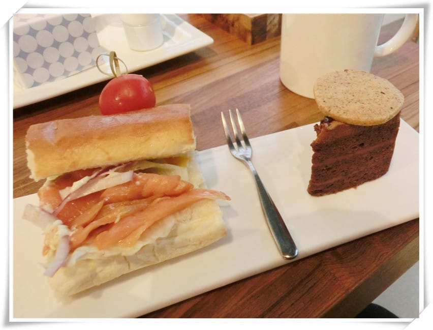 1425831623-3908642616 1425831623-3908642616