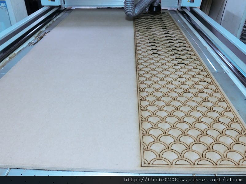 太銓企業社~台北廣告代工廠品質有保障~/木板雕刻切割/台北壓克力雕刻水晶字/CNC雕刻/雷射切割/木工設計公司招牌店代工 - 第6張圖 CIMG4422_副本