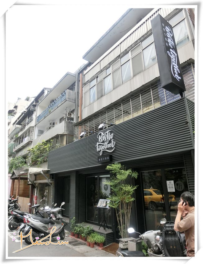 1446133209-1042714405.jpg 1446133209-1042714405.jpg