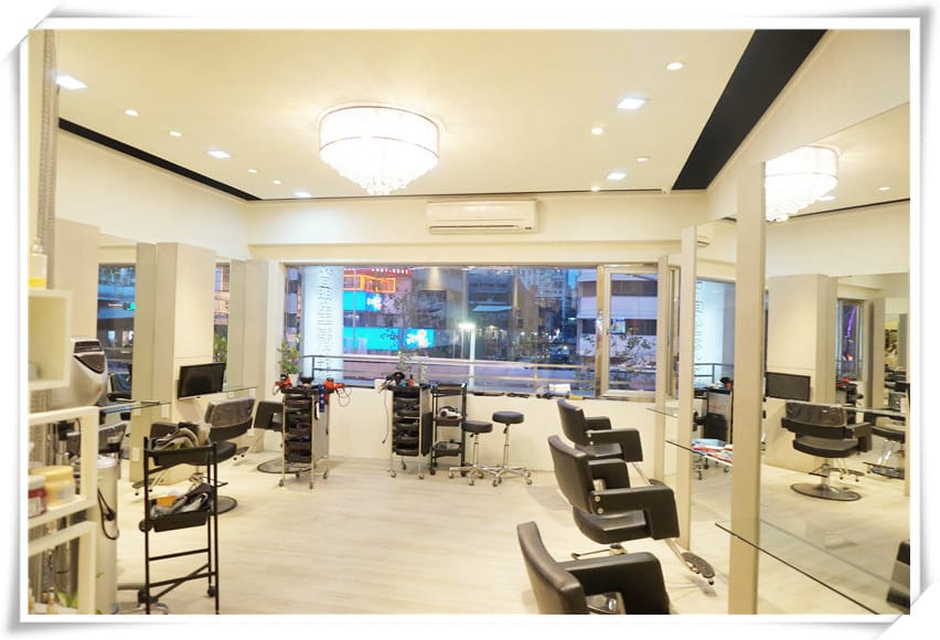 1444149225-480503813.jpg 1444149225-480503813.jpg