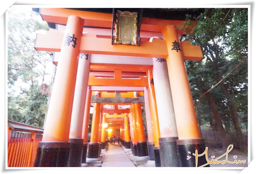 [京都.神社]伏見稻荷大社～美麗的千鳥居與神社附小食以及五天四夜行程分享