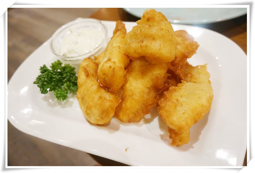 [忠孝復興站.寵物餐廳]貓咪先生的朋友～美式早午餐．燉飯．鬆餅．墨西哥餅，萌貓咪親人又溫馴