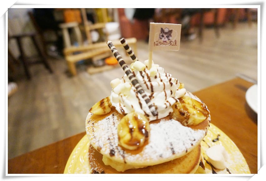 [忠孝復興站.寵物餐廳]貓咪先生的朋友～美式早午餐．燉飯．鬆餅．墨西哥餅，萌貓咪親人又溫馴
