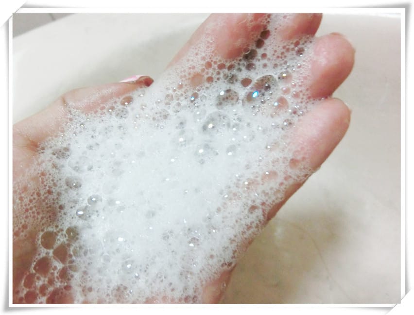 洗澡_副本.jpg 洗澡_副本.jpg