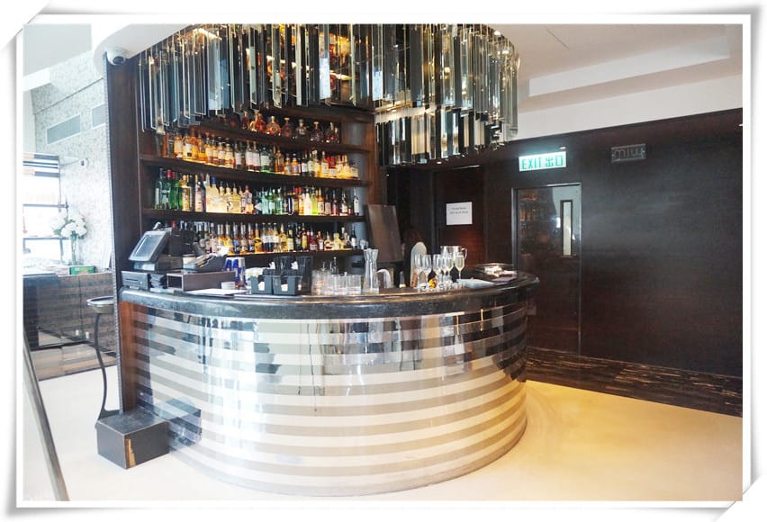 隆堡蘭桂坊酒店Azure Restaurant Slash Bar-和姐妹最舒心的週末下午茶 - 第7張圖 隆堡蘭桂坊酒店Azure Restaurant Slash Bar-和姐妹最舒心的週末下午茶