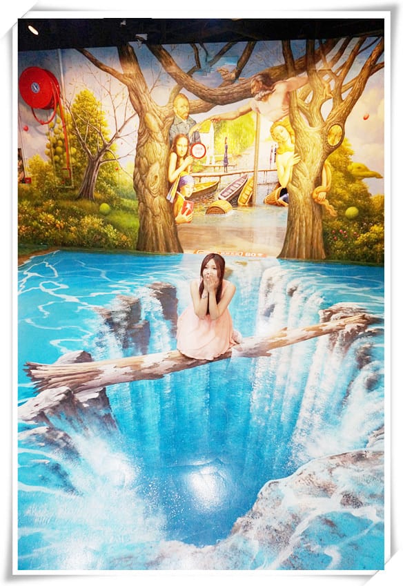 [香港.太平山]特麗愛3D展~走入畫中，化身天使，高空跳傘，輕鬆飄浮空中，如同身歷其境！