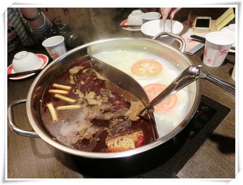 太和殿鴛鴦麻辣火鍋~港台知名藝人台北必嚐的經典鍋味,挑嘴味蕾已滿足 - 第12張圖 太和殿鴛鴦麻辣火鍋~港台知名藝人台北必嚐的經典鍋味,挑嘴味蕾已滿足