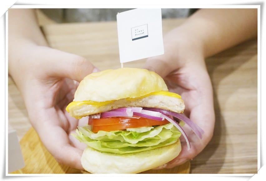 1472058289-2015288036.jpg 1472058289-2015288036.jpg