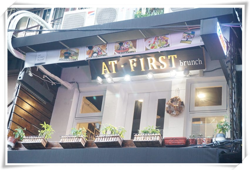 1472058261-485613215.jpg 1472058261-485613215.jpg