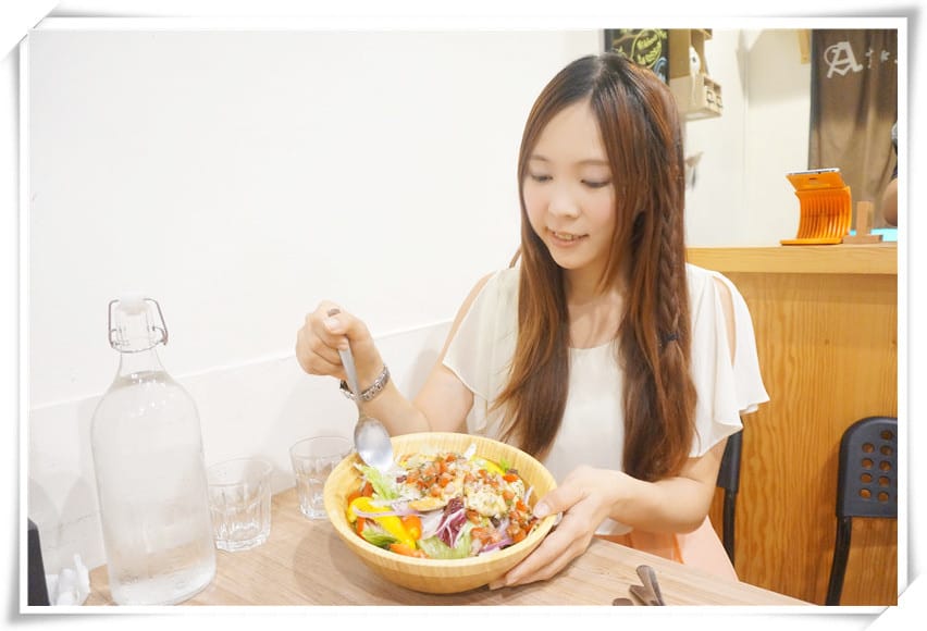 1472058274-2005041880.jpg 1472058274-2005041880.jpg