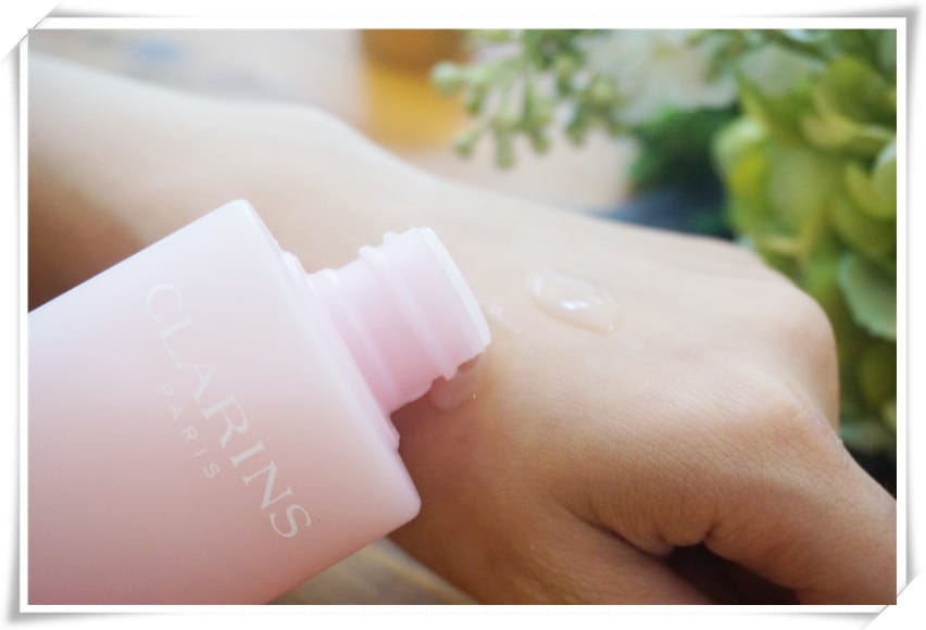 想被壁咚!訂製年輕的第一步~克蘭詩-肌本未來亮活精華露(紫絨草) - 第10張圖 想被壁咚!訂製年輕的第一步~克蘭詩-肌本未來亮活精華露(紫絨草)