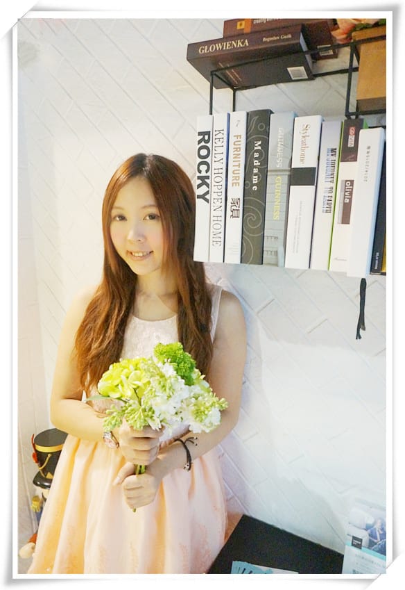 想被壁咚!訂製年輕的第一步~克蘭詩-肌本未來亮活精華露(紫絨草) - 第2張圖 想被壁咚!訂製年輕的第一步~克蘭詩-肌本未來亮活精華露(紫絨草)