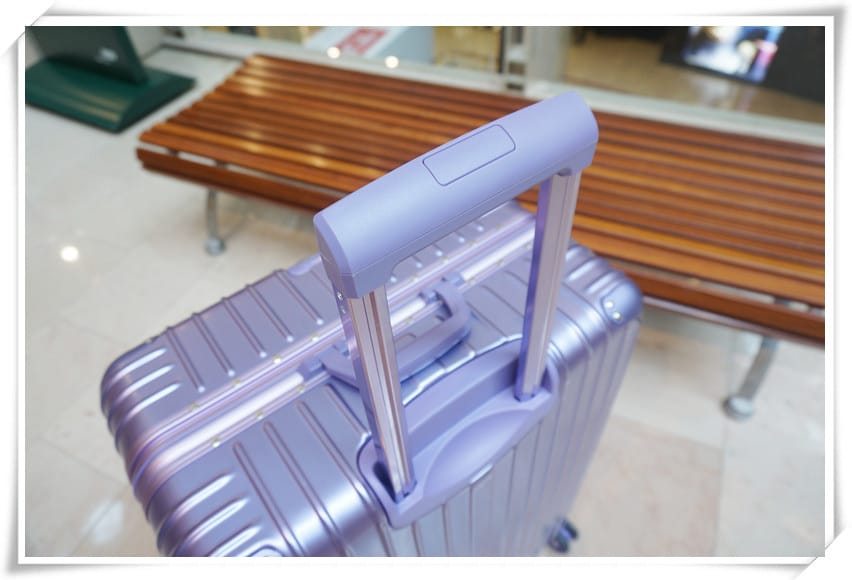 [行李箱推薦]LHS采寓生活館－德國品牌 德國品牌NaSaDen納莎登鋁框行李~ 拉著我的夢幻紫美麗行李箱， 來一趟女生最喜歡的優雅輕盈異國旅程！