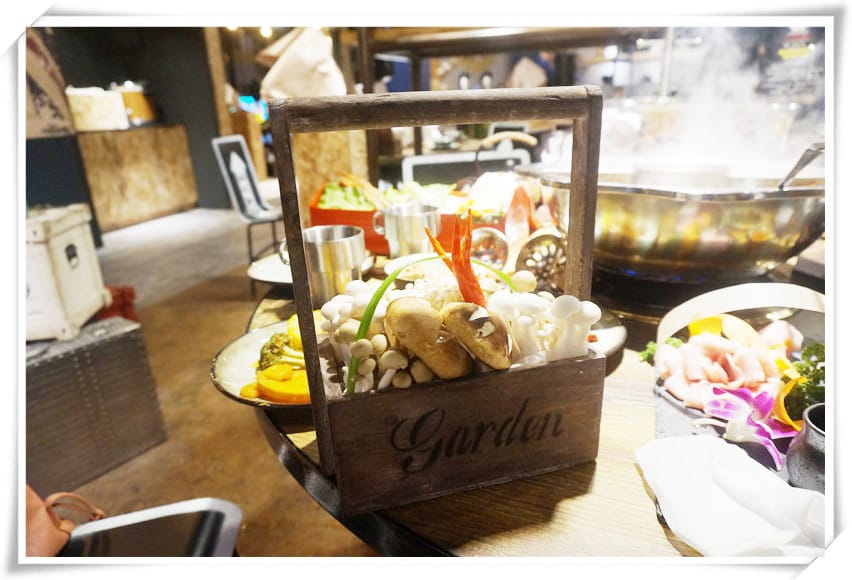 1477855806-550186159.jpg 1477855806-550186159.jpg