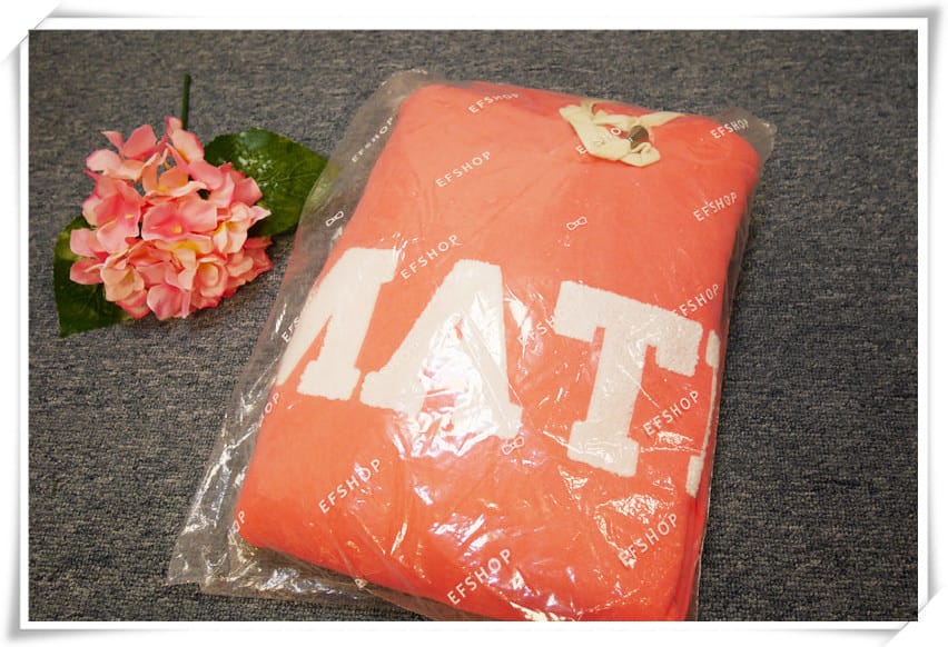 [網購女裝推薦]衣芙EFSHOP-小資妞的秋冬亮麗新服大賞part2～輕甜暖感厚刷毛包臀洋裝/不勾紗保暖假透膚褲襪/韓流潮款針織開襟外套