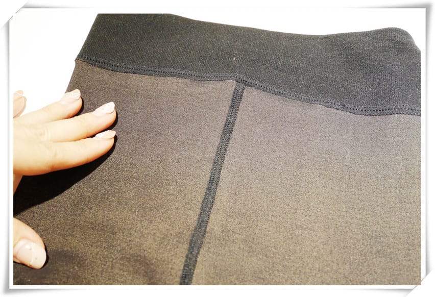 [網購女裝推薦]衣芙EFSHOP-小資妞的秋冬亮麗新服大賞part2～輕甜暖感厚刷毛包臀洋裝/不勾紗保暖假透膚褲襪/韓流潮款針織開襟外套