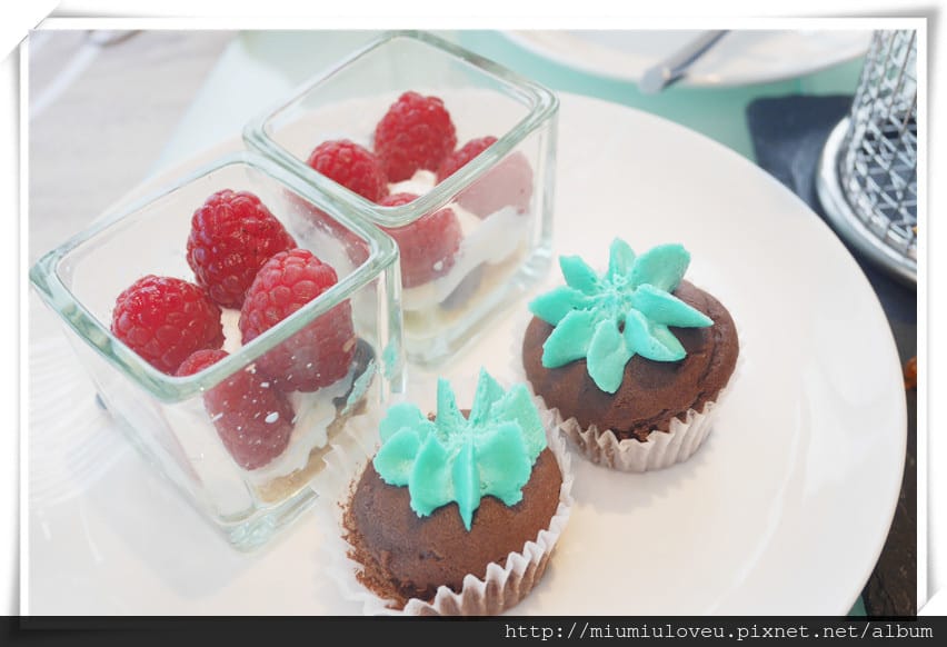 1486397814-3043336181.jpg 1486397814-3043336181.jpg