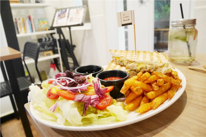 1487264975-99263279.jpg 1487264975-99263279.jpg