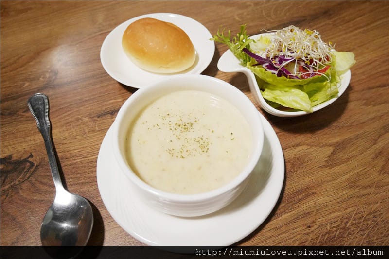 1487873549-515730467.jpg 1487873549-515730467.jpg