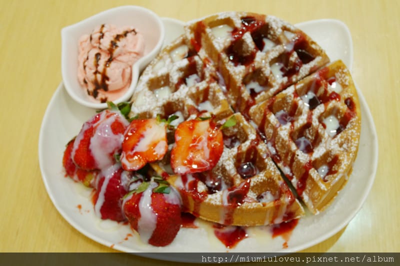 P1340801_副本.jpg P1340801_副本.jpg