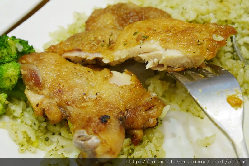 P1340791_副本.jpg P1340791_副本.jpg