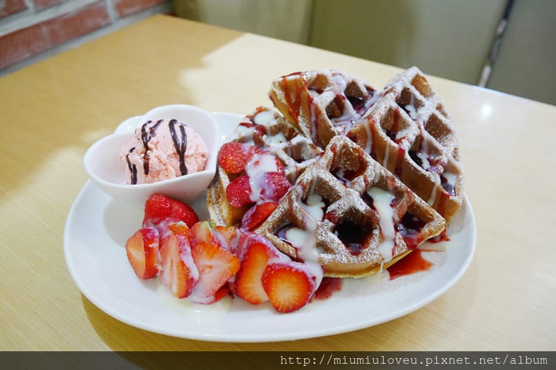 P1340659_副本.jpg P1340659_副本.jpg