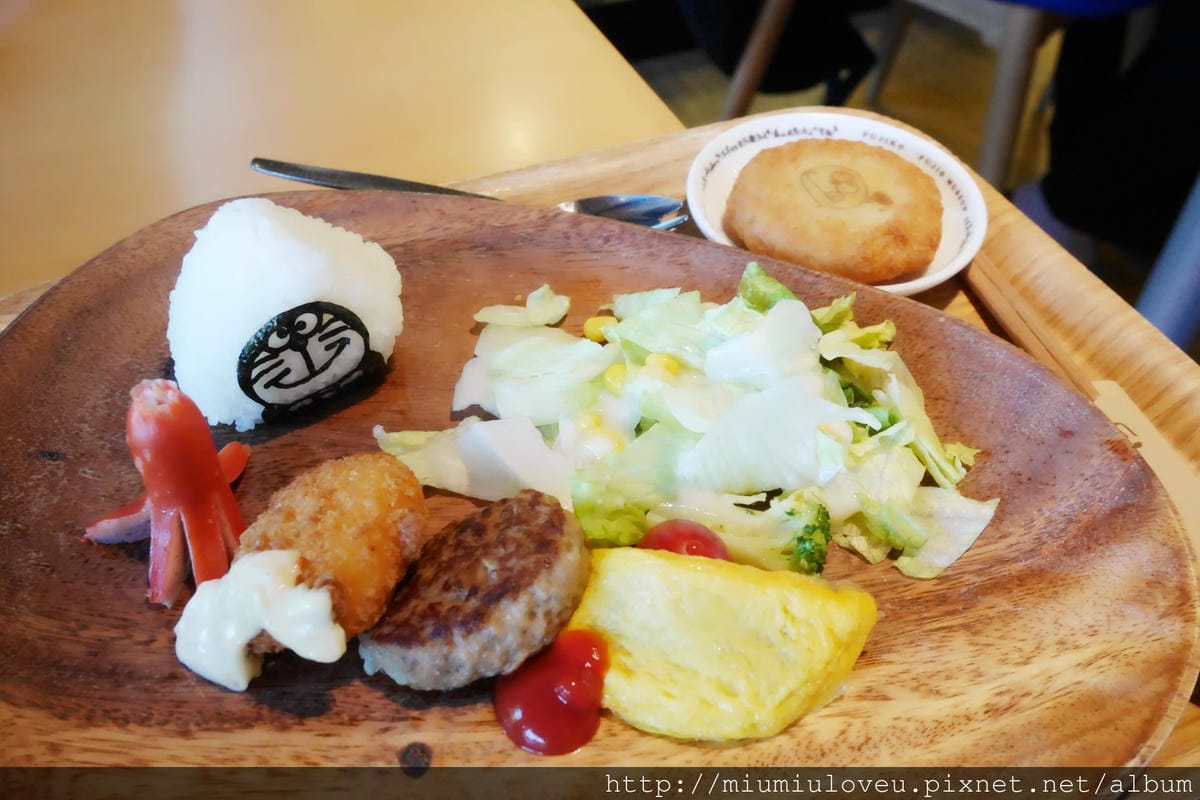 P1430582_副本.jpg P1430582_副本.jpg