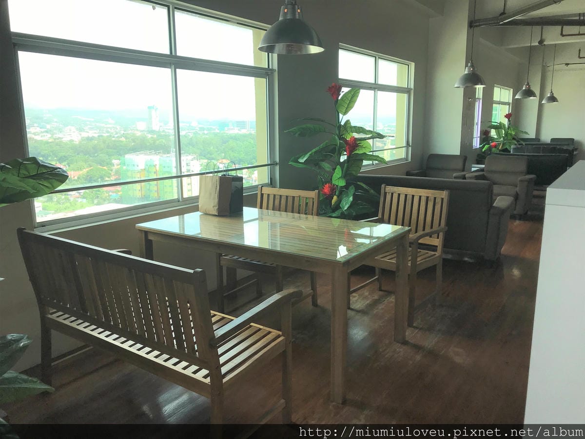 IMG_8906.jpg IMG_8906.jpg