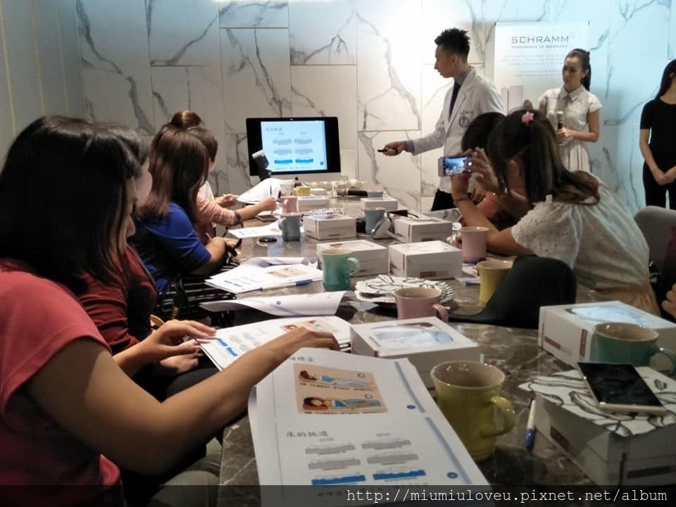 IMG_2565.JPG IMG_2565.JPG