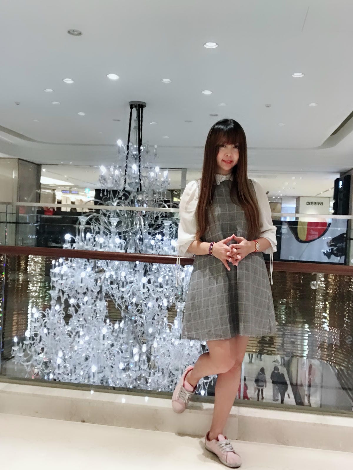 [香氛洗髮精推薦]第一瓶頭皮SPA香香瓶—海倫仙度絲舒緩香氛去屑洗髮乳去油淨化因子/根源去油/油頭味byebye～