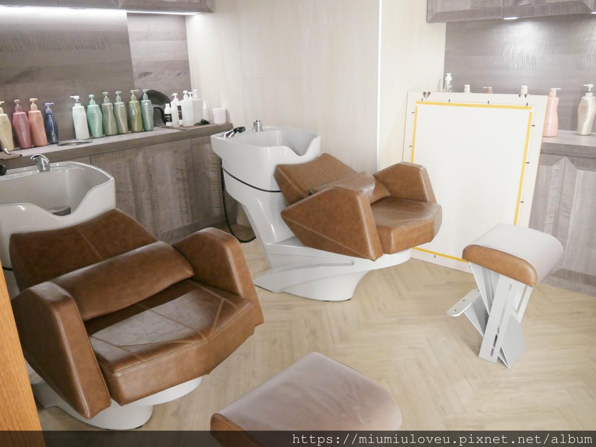 P1420177_副本.jpg P1420177_副本.jpg