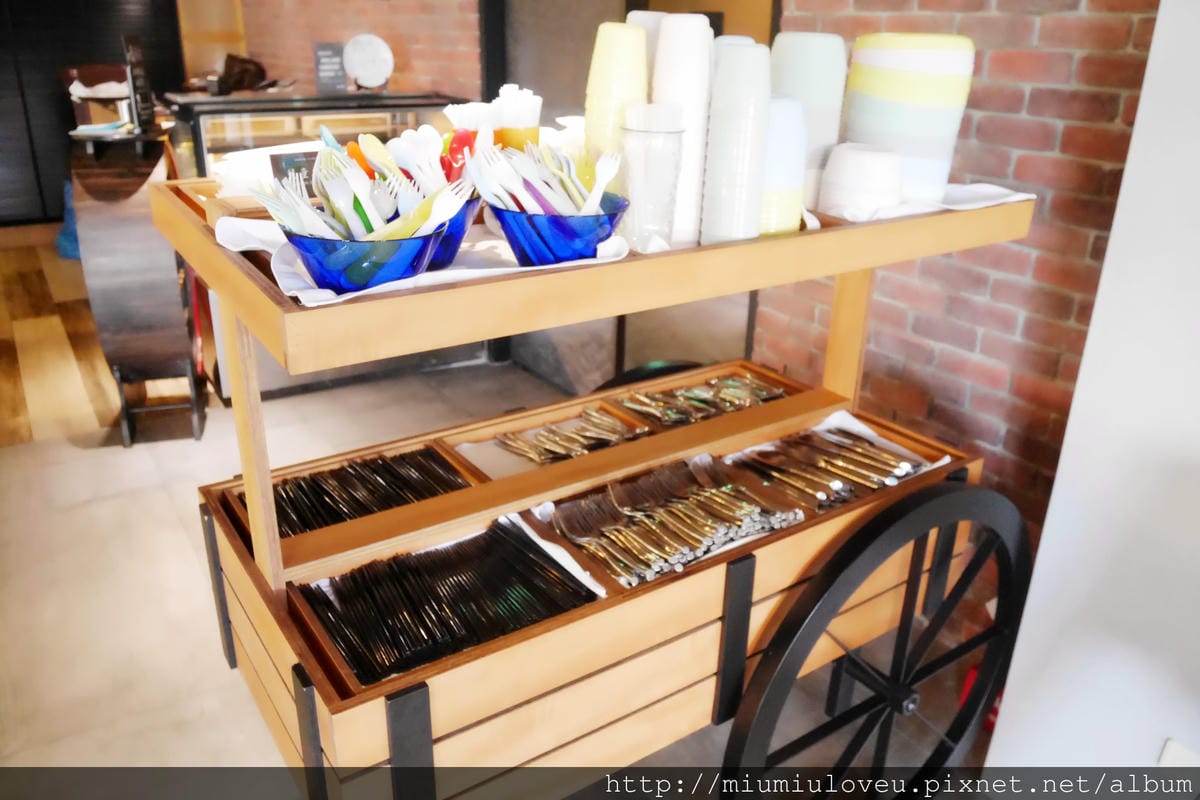 P1560296_副本.jpg P1560296_副本.jpg