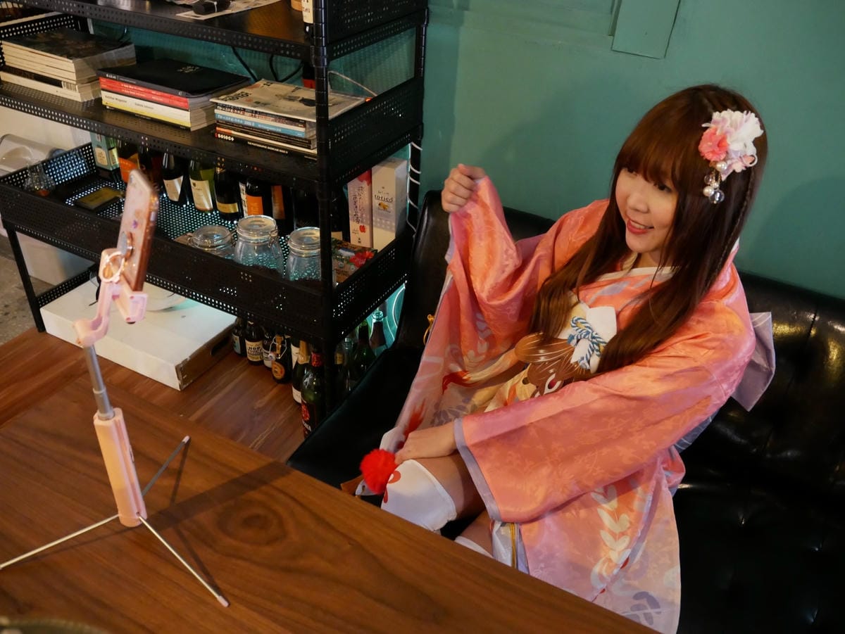 [自拍棒超推薦] PoProro魔法自拍棒  自拍變的好簡單～(重新置頂)