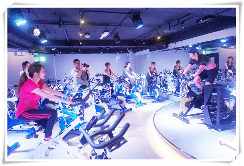 1479663566-430250088.jpg 1479663566-430250088.jpg