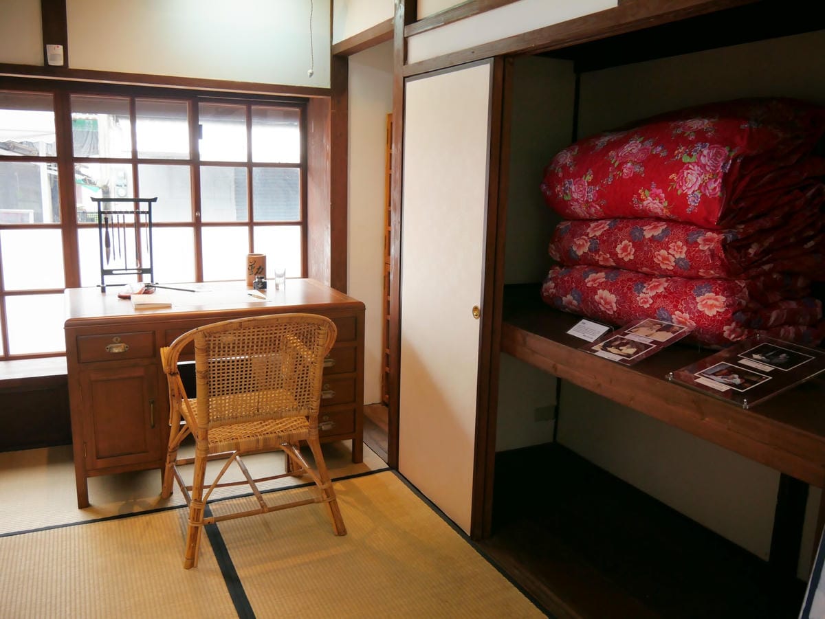 P1190175_副本.jpg P1190175_副本.jpg