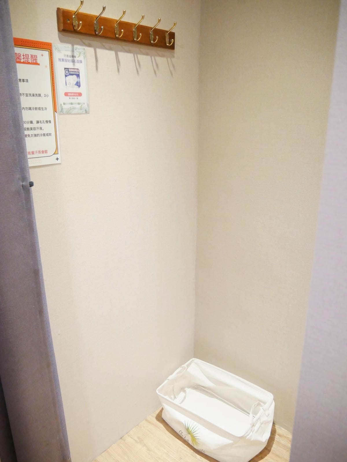 P1380277_副本.jpg P1380277_副本.jpg