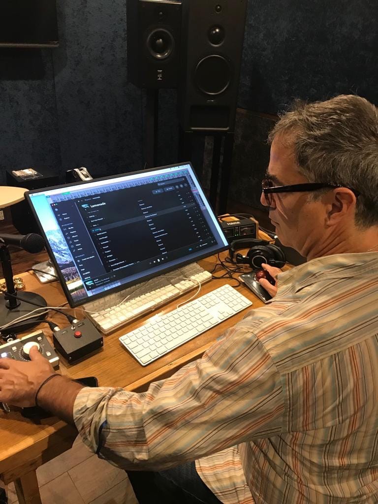 世界著名的聲學工程師Tony Maserati_1.jpeg 世界著名的聲學工程師Tony Maserati_1.jpeg