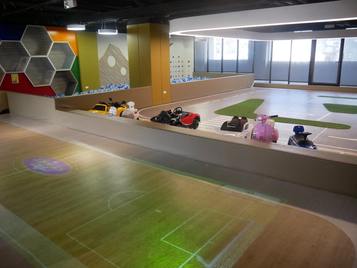 P1690325_副本.jpg P1690325_副本.jpg