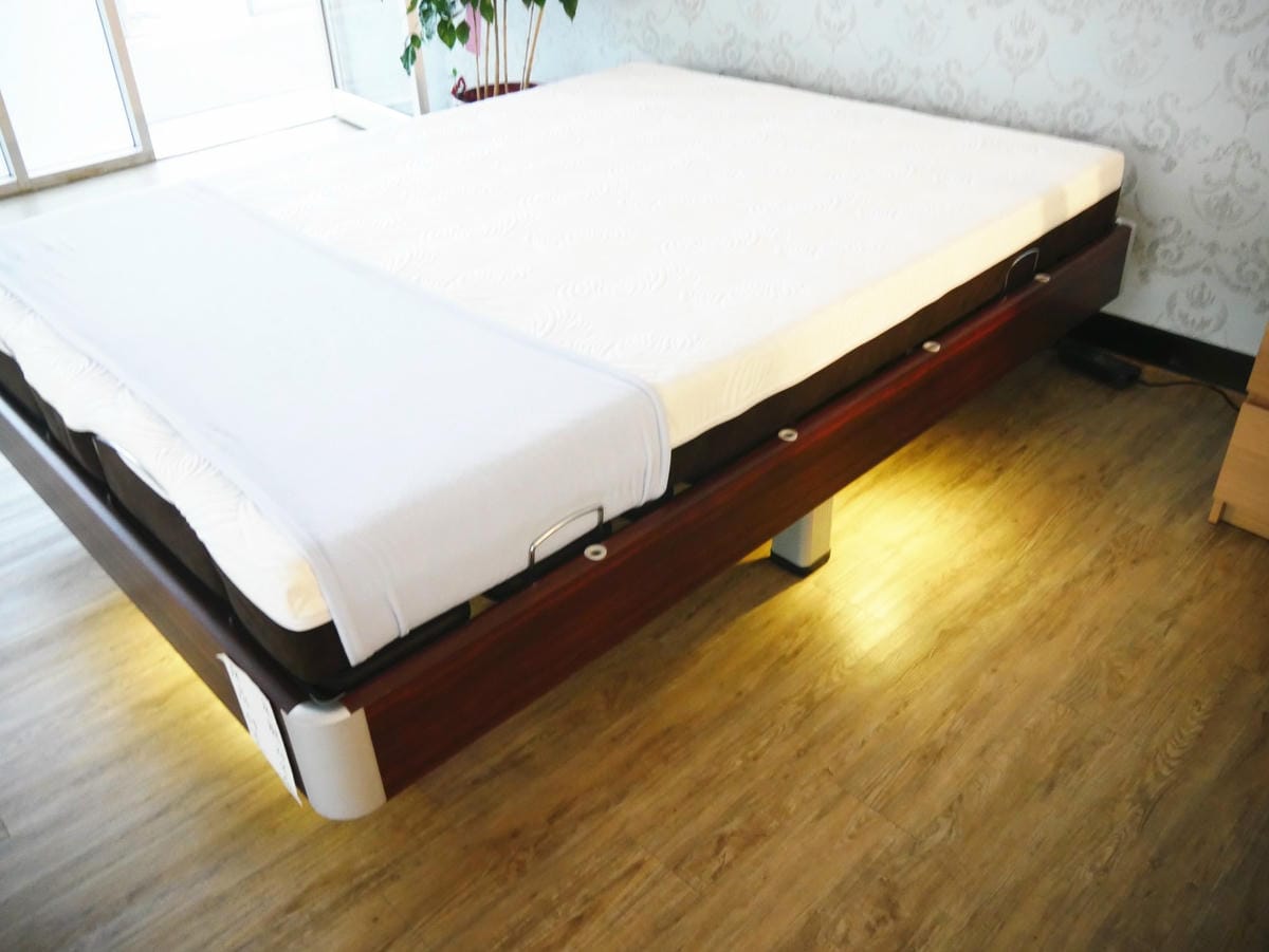 P1710143_副本.jpg P1710143_副本.jpg