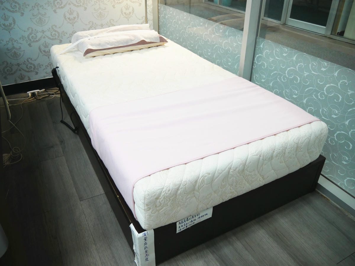 P1710053_副本.jpg P1710053_副本.jpg