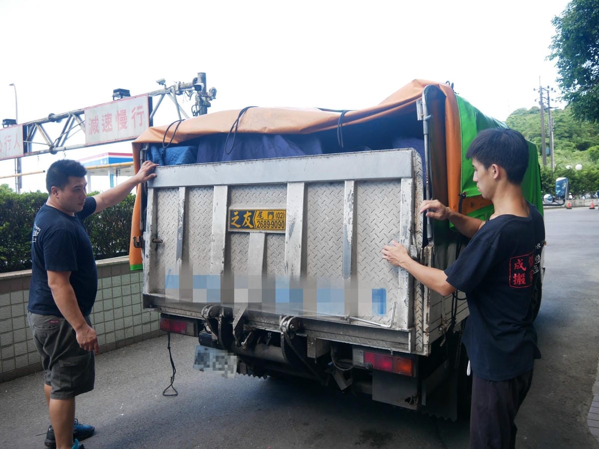 /tmp/php9nLdcM /tmp/php9nLdcM