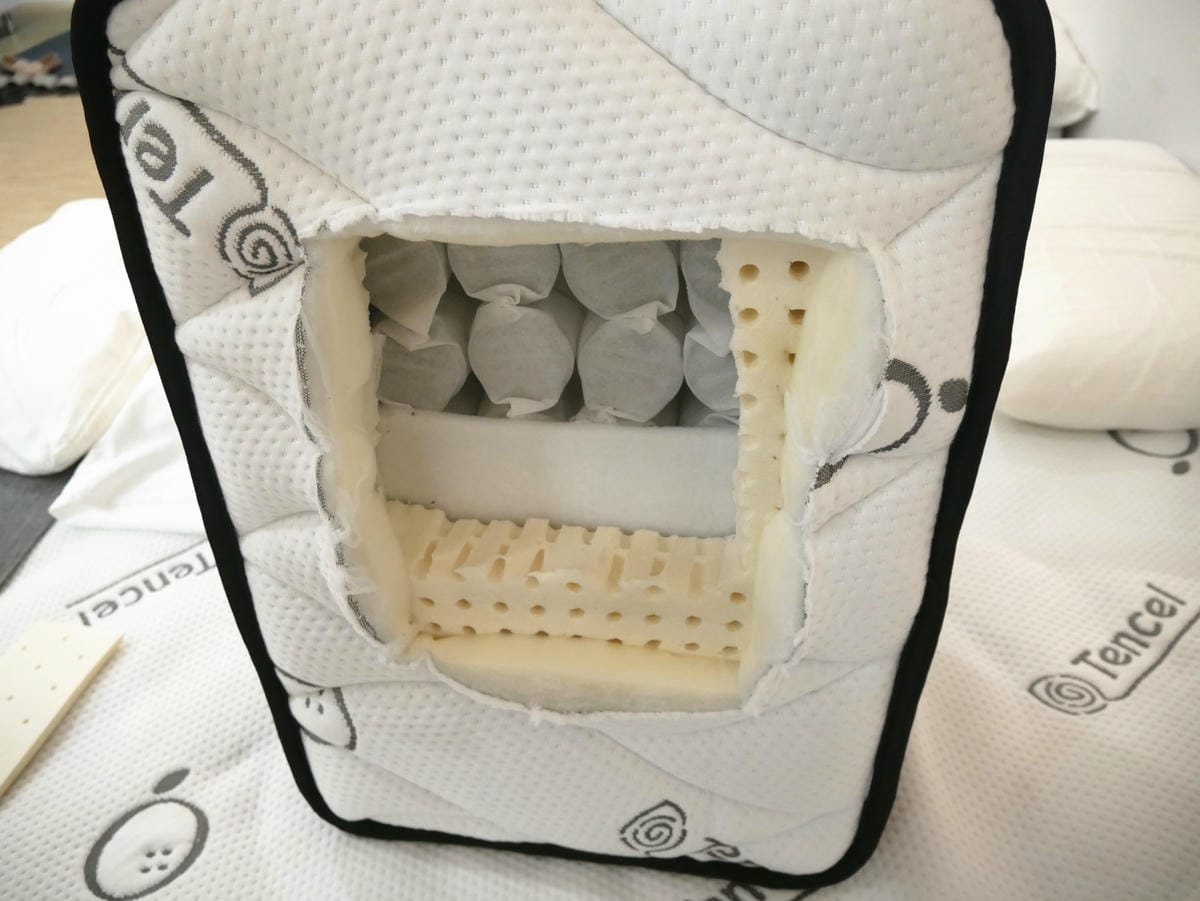 P1790689_副本.jpg P1790689_副本.jpg