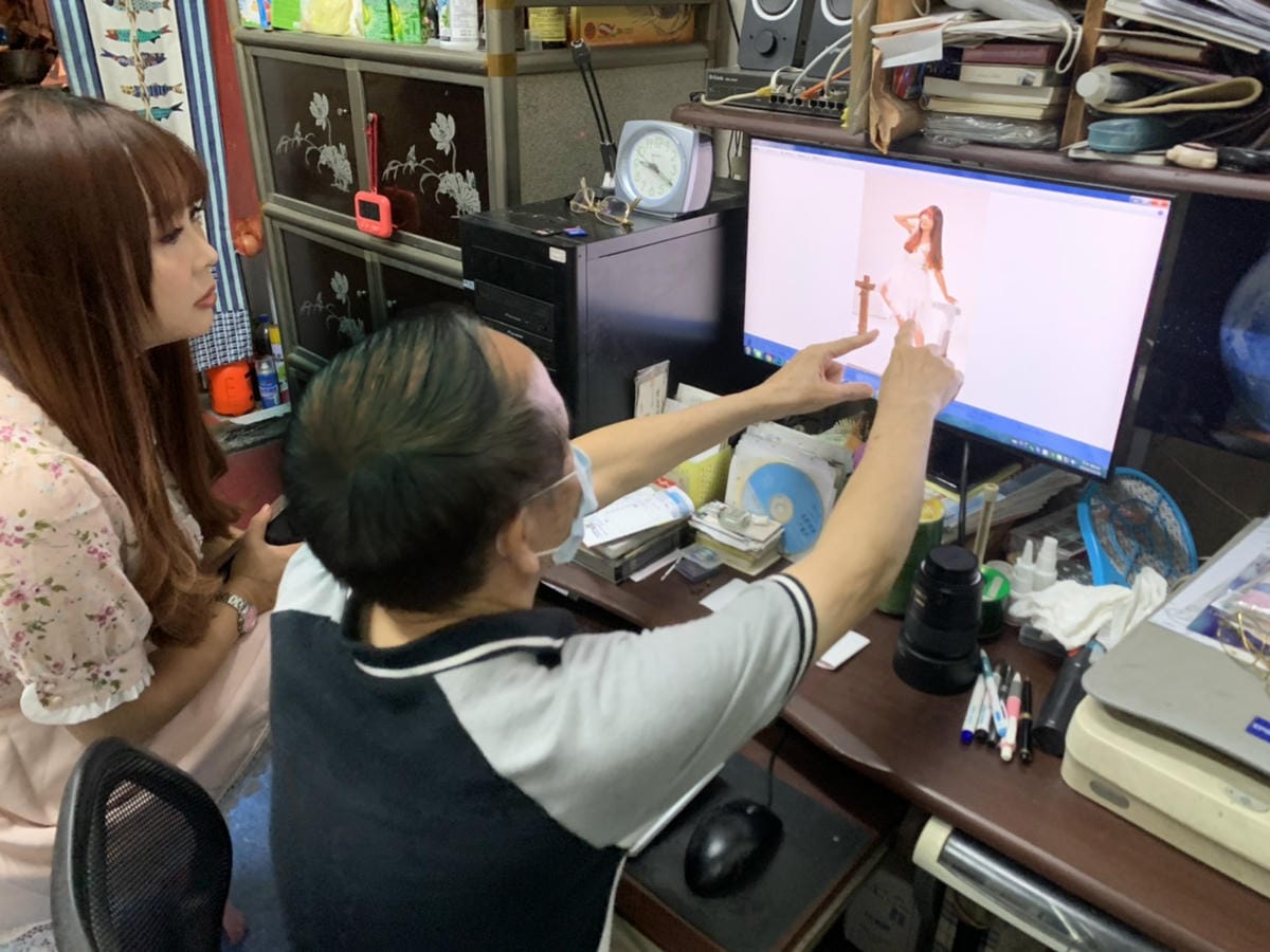 /tmp/php4dHMWT /tmp/php4dHMWT