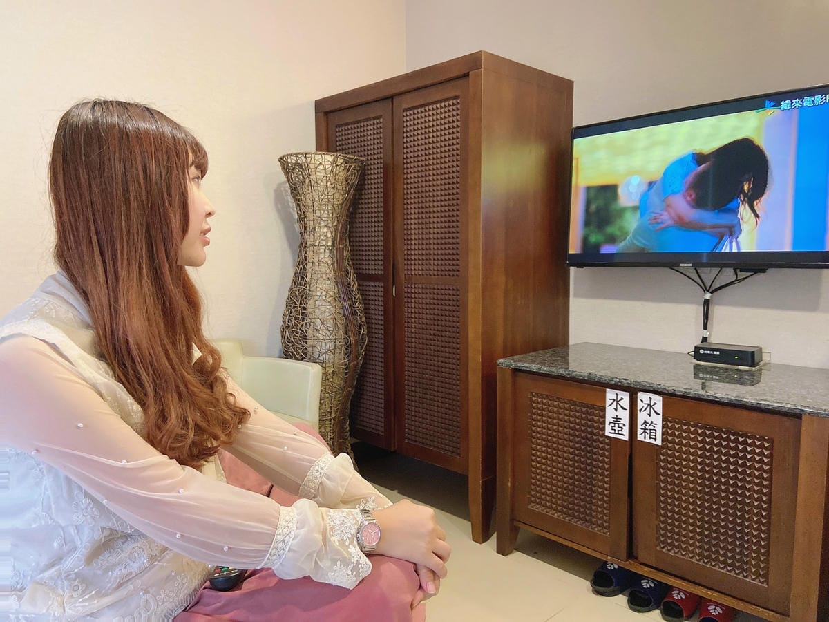 /tmp/phpGNQSUC /tmp/phpGNQSUC